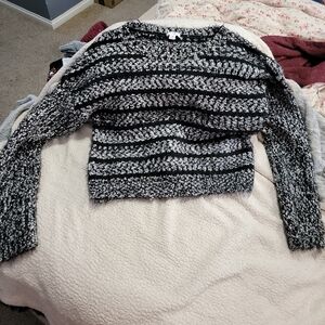 Xhilaration Black and White Textured Sweater